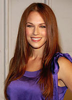 Amanda Righetti nackt