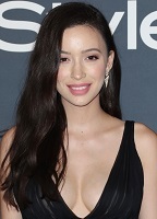 Christian Serratos nackt