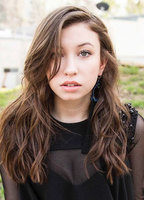 Katelyn Nacon nackt