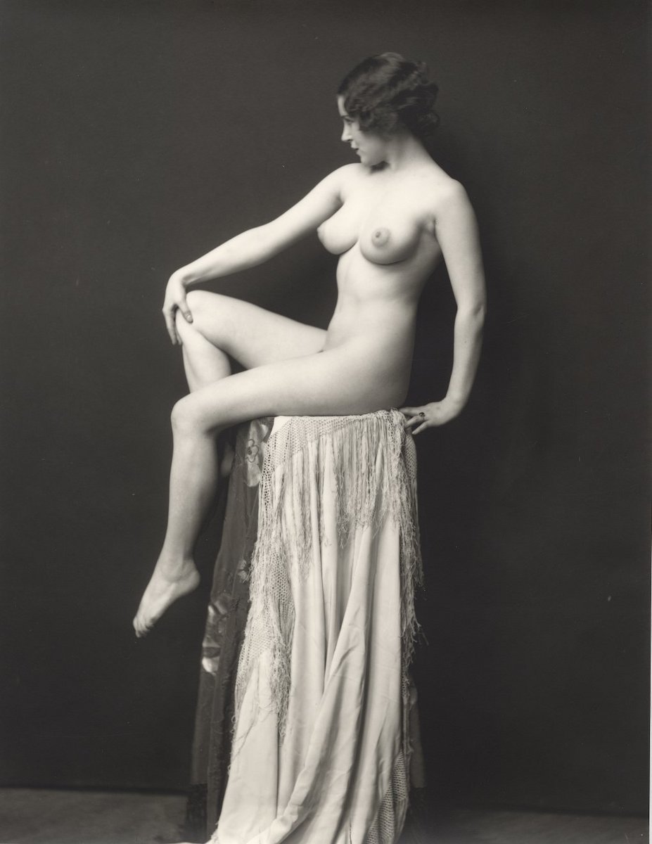 Naked Lillian Leitzel Added By Sina