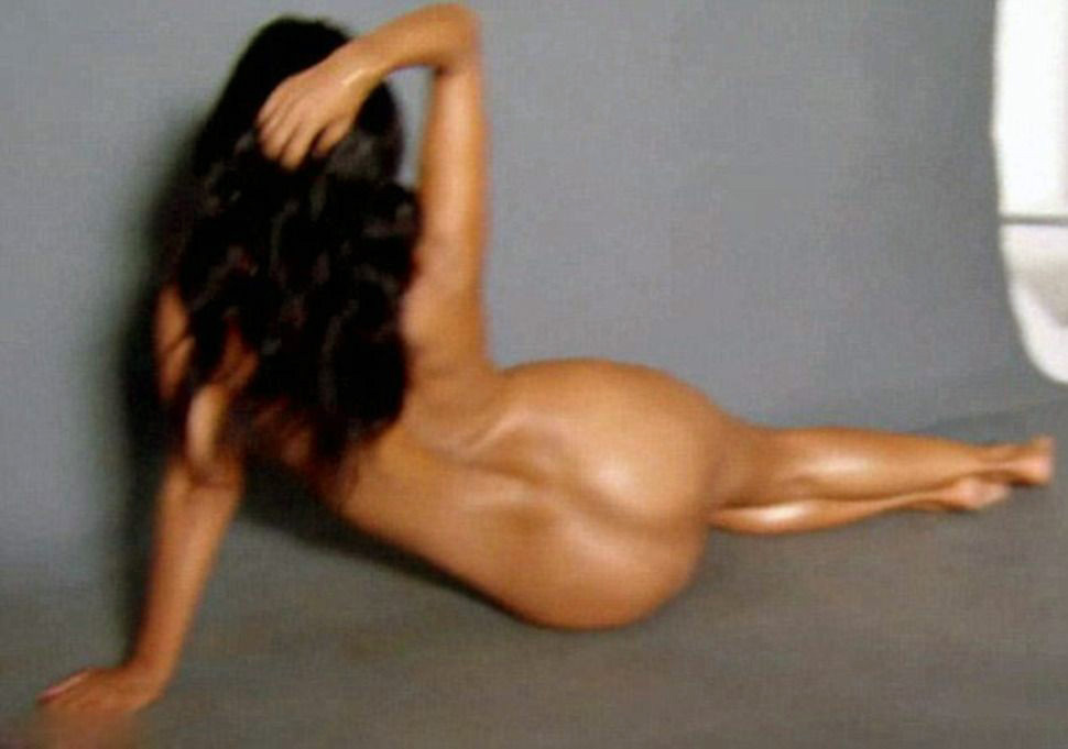 Naked Kourtney Kardashian Added 04212018 By Ka 