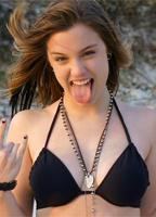 Alice Wegmann nackt