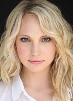 Candice King nackt