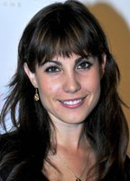 Carly Pope nackt
