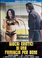 Giochi erotici di una famiglia per bene (1975) Nacktszenen