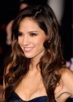 Kelsey Chow nackt