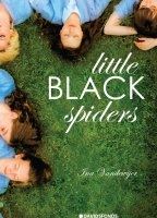 Little Black Spiders (2012) Nacktszenen