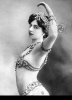 Mata Hari nackt