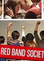 Red Band Society 2014 film nackten szenen