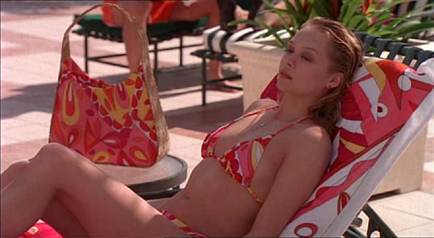Nackte Alexandra Holden In Ally Mcbeal