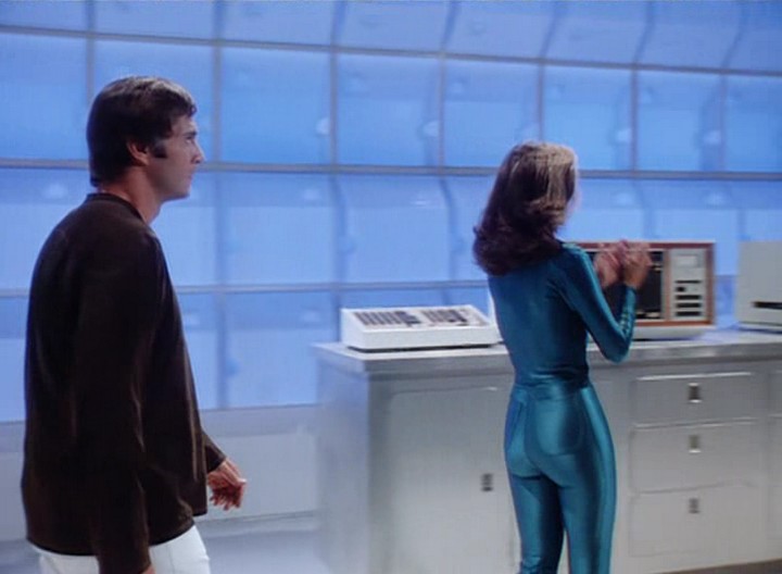 Nackte Erin Gray In Buck Rogers In The 25th Century 