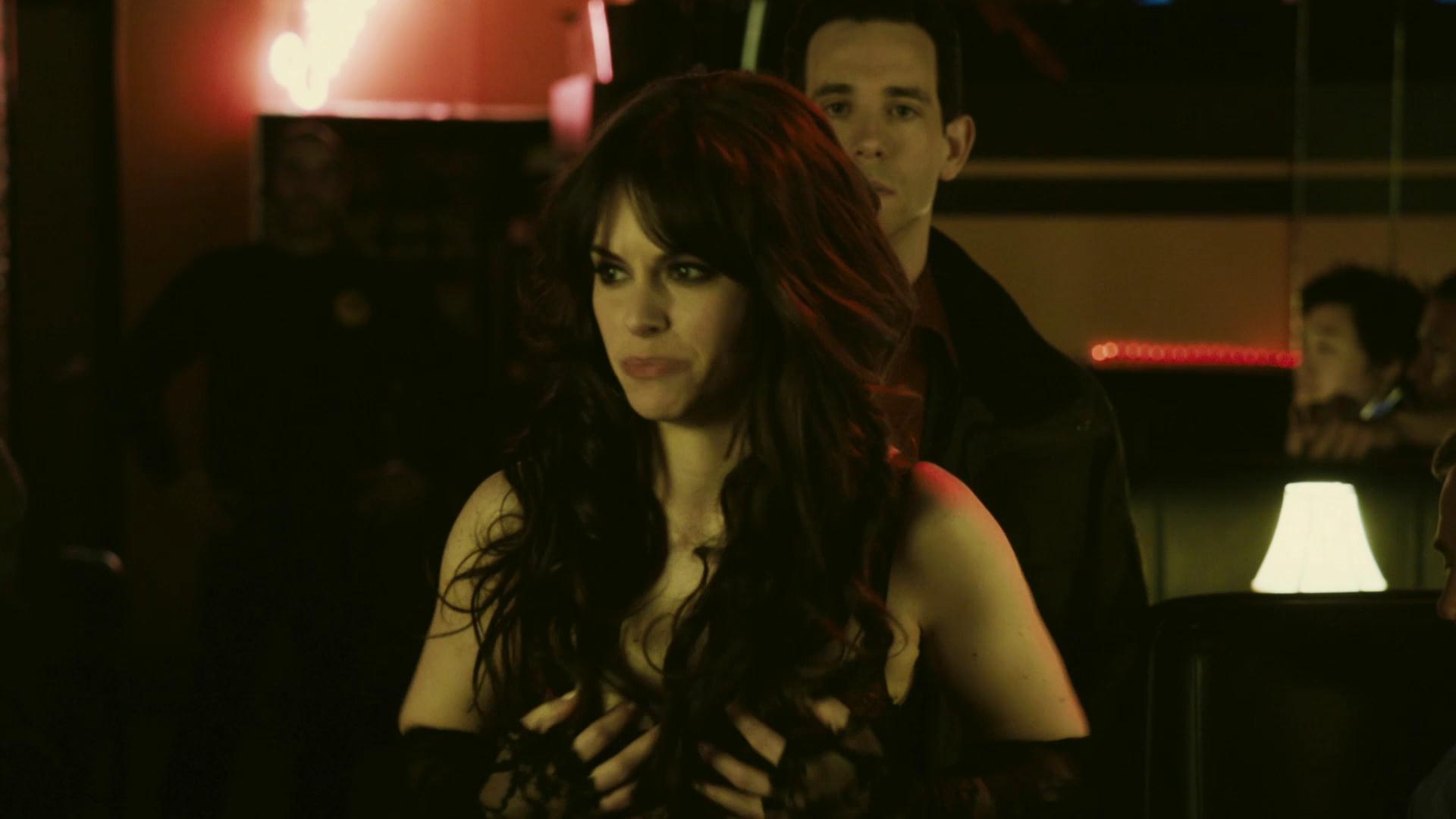 Nackte Emily Hampshire In My Awkward Sexual Adventure