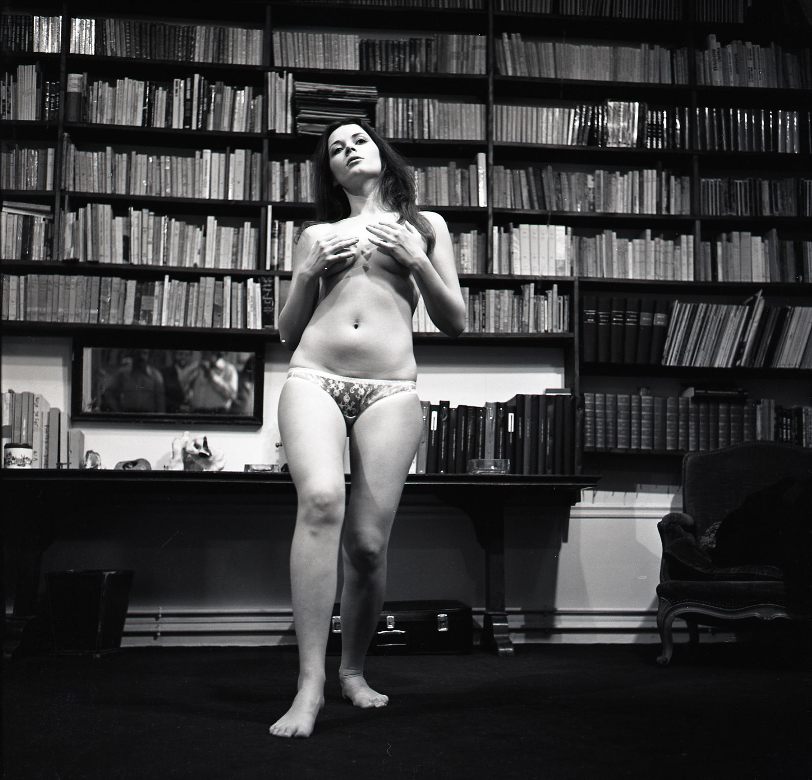 Joelle Coeur nude pics.