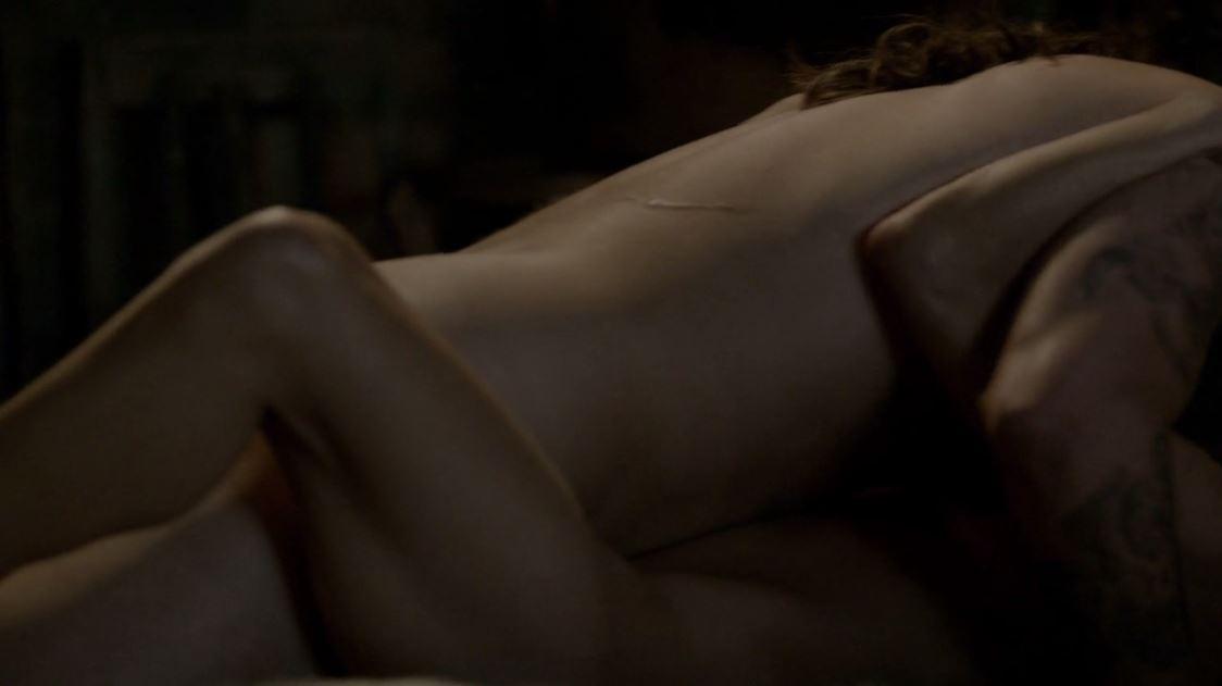 Jessalyn Gilsig Nude.