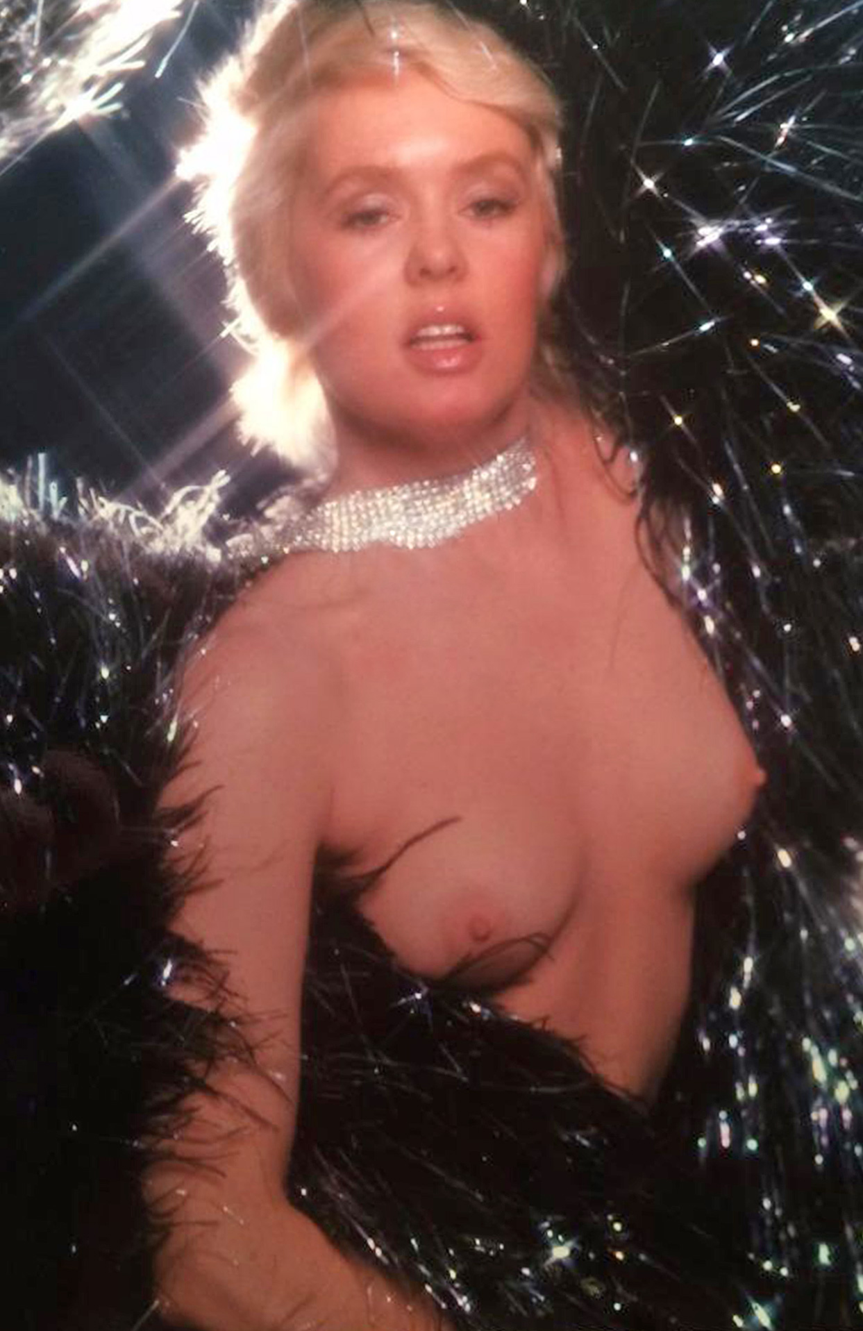 Naked Joey Heatherton Added 07 19 2016 By Ace4145