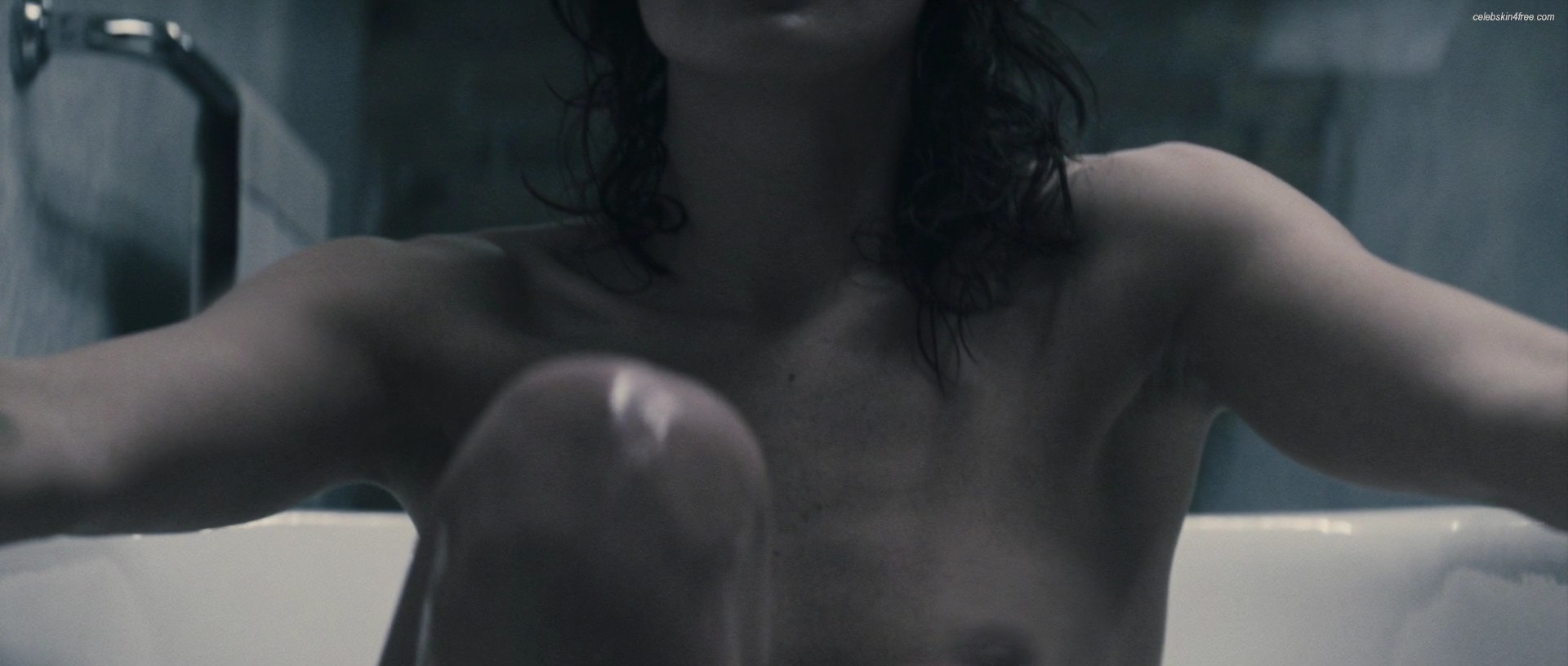 Lena headey aznude