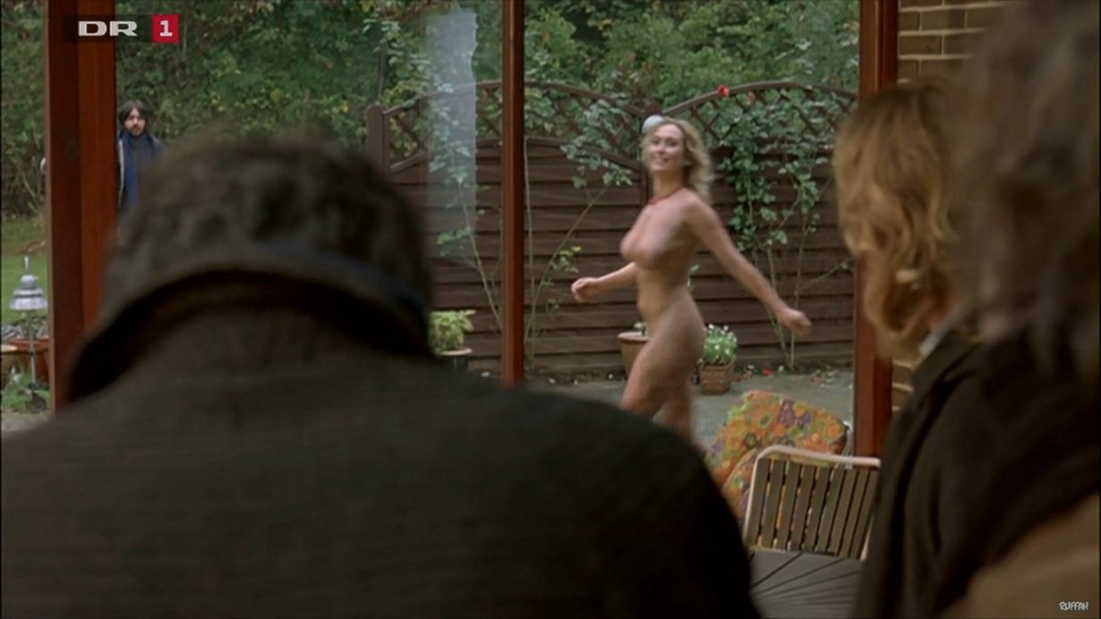 Patricia Schumann nude pics. 