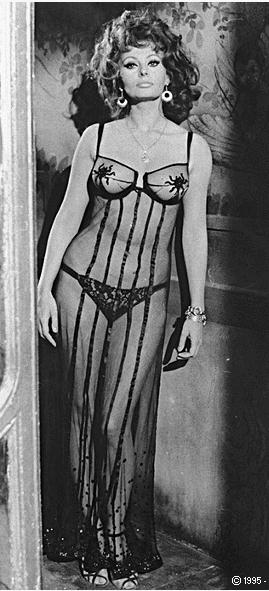 Loren topless sofia Sophia Loren