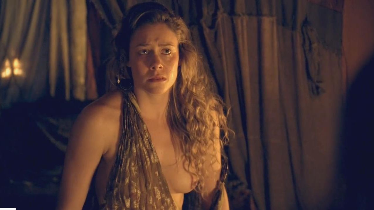 Nackte T Ann Manora In Spartacus War Of The Damned