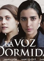 La Voz Dormida 2011 film nackten szenen