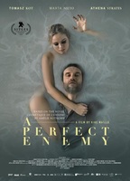 A Perfect Enemy 2020 film nackten szenen