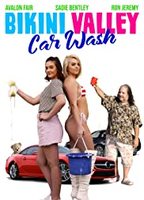 Bikini Valley Car Wash (2020) Nacktszenen