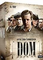 Dom (I) 1980 film nackten szenen