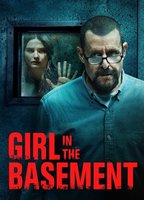 Girl in the Basement (2021) Nacktszenen