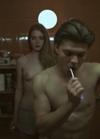 Kysset (2015) Nacktszenen