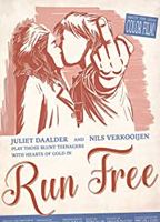 Run Free (2016) Nacktszenen