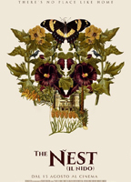 The nest (Il nido) (2019) Nacktszenen