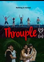 Throuple (2015) Nacktszenen
