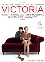 In Bed with Victoria (2016) Nacktszenen