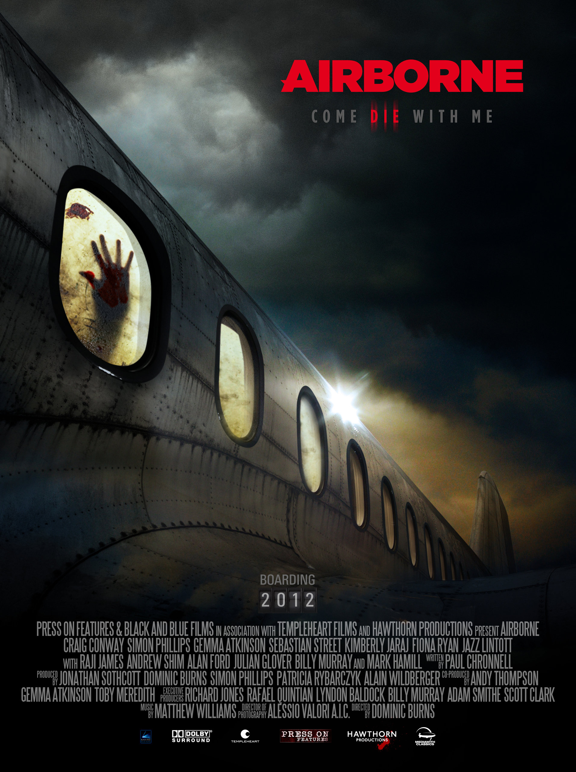 Airborne 2012 film nackten szenen