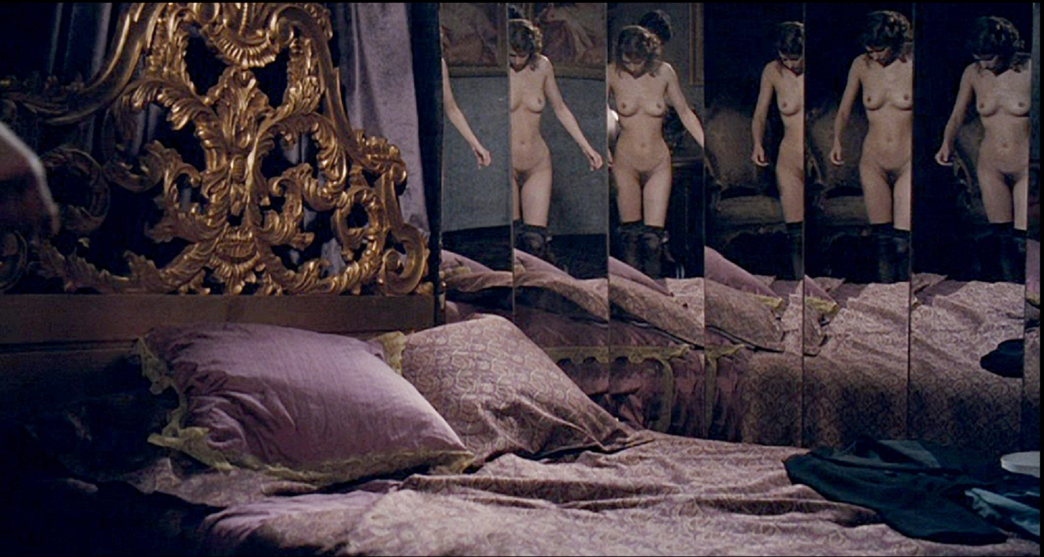 Céline Sallette nude pics.
