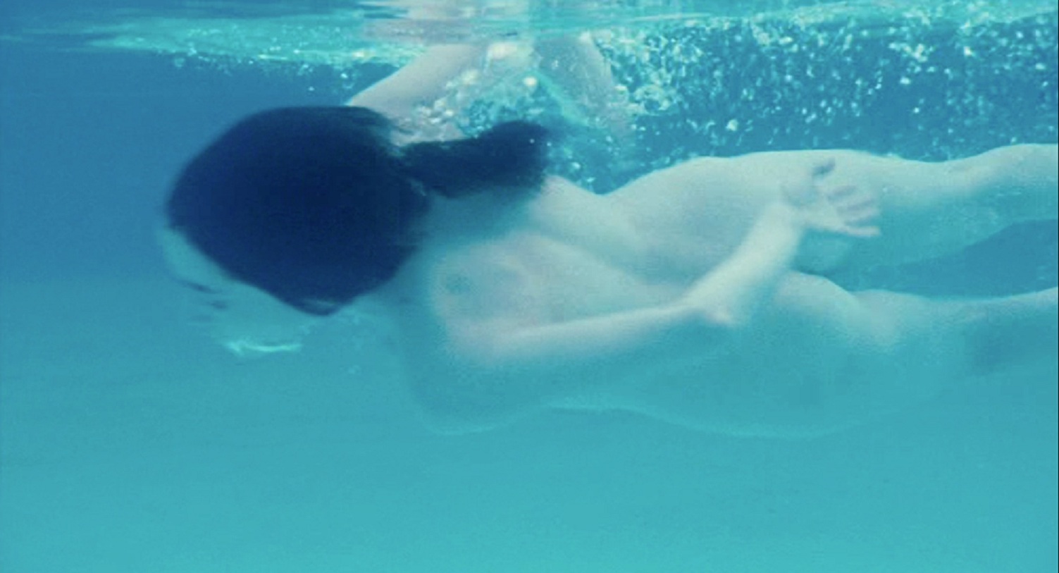 Cristin Milioti nude pics.