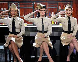 VH1 Divas: Salute The Troops  film nackten szenen