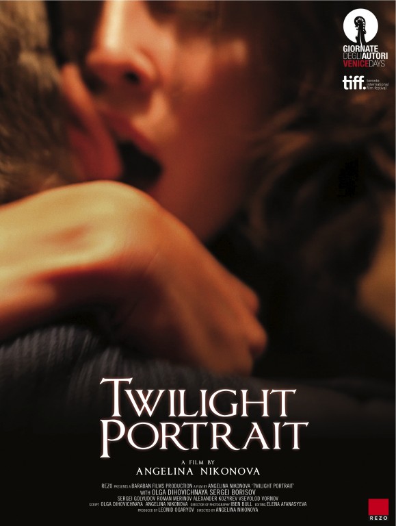 Twilight Portrait (2011) Nacktszenen